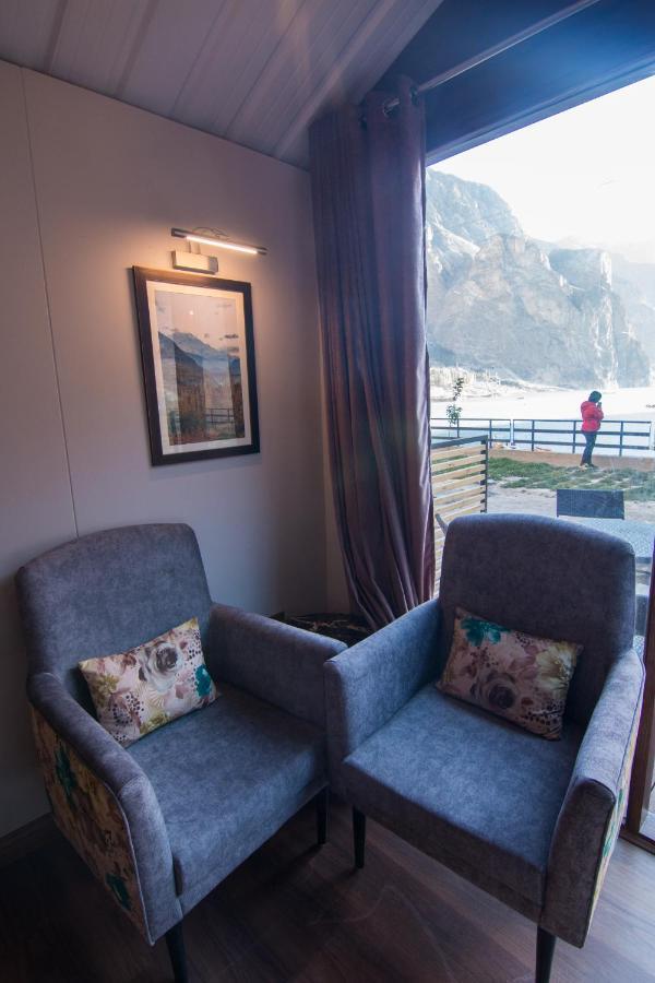 Horizon Resort Attabad Lake Hunza Karimabad  Экстерьер фото